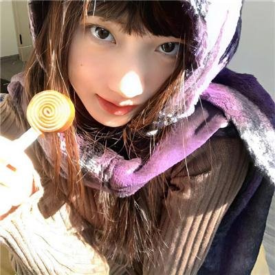 比基尼琼斯和爱的圣殿